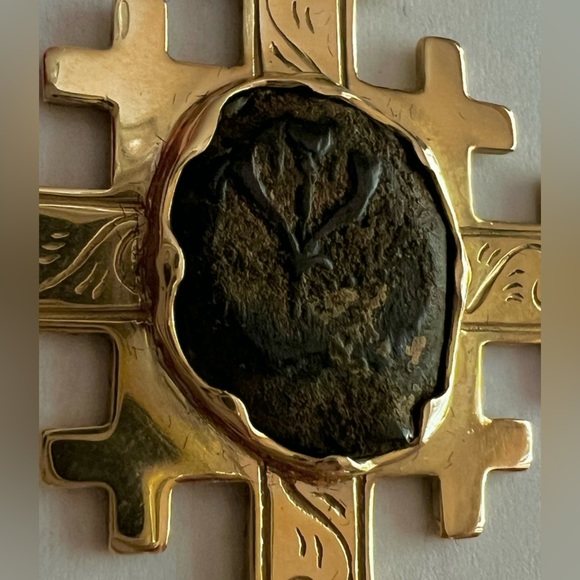 14k Gold Ancient Widow’s Mite coin pendant holy land Jerusalem BCE - Picture 13 of 14